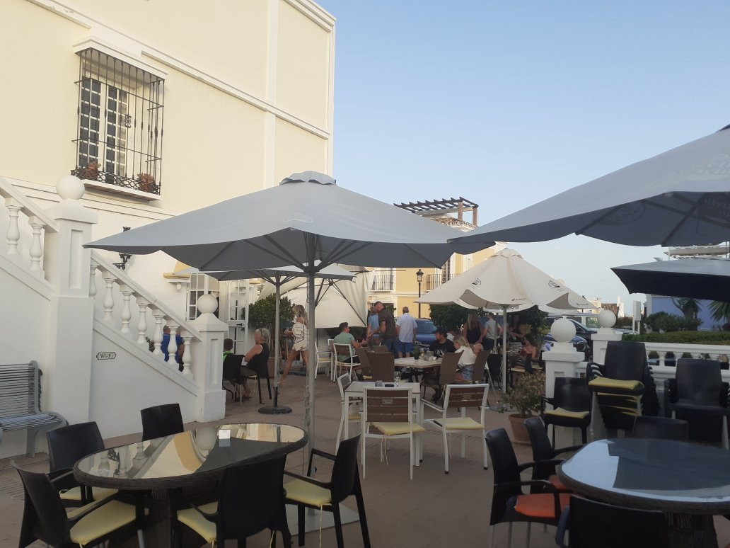 Links Bar Aloha Pueblo