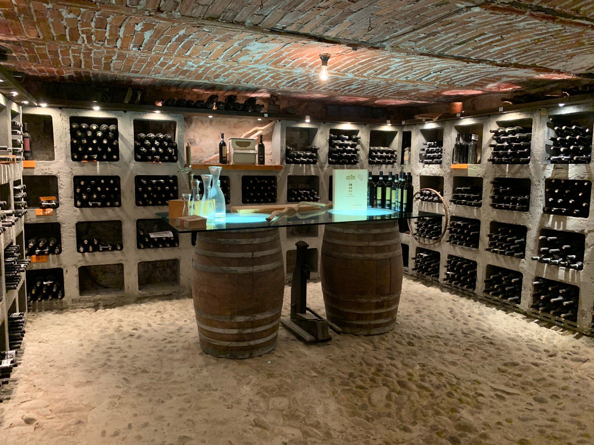 Anzivino-官方