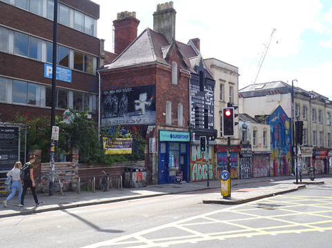 Banksy's The Mild Mild West-布里斯托尔必去景点