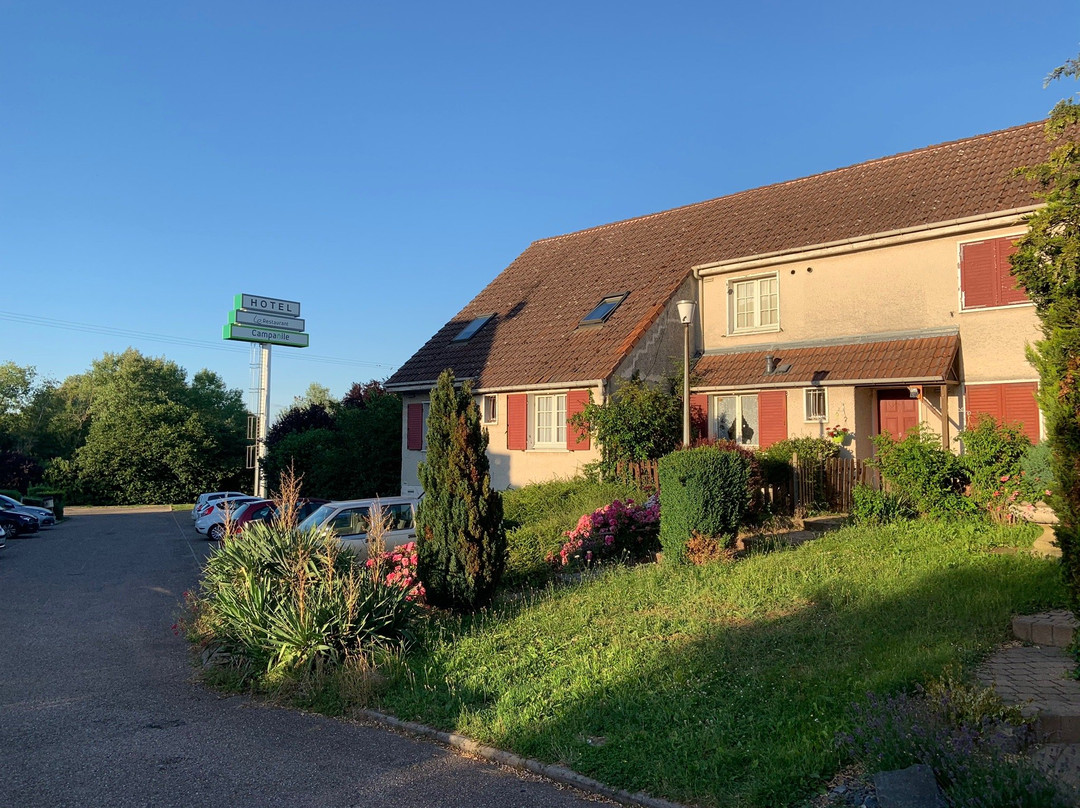 钟楼姆松蓬酒店主图