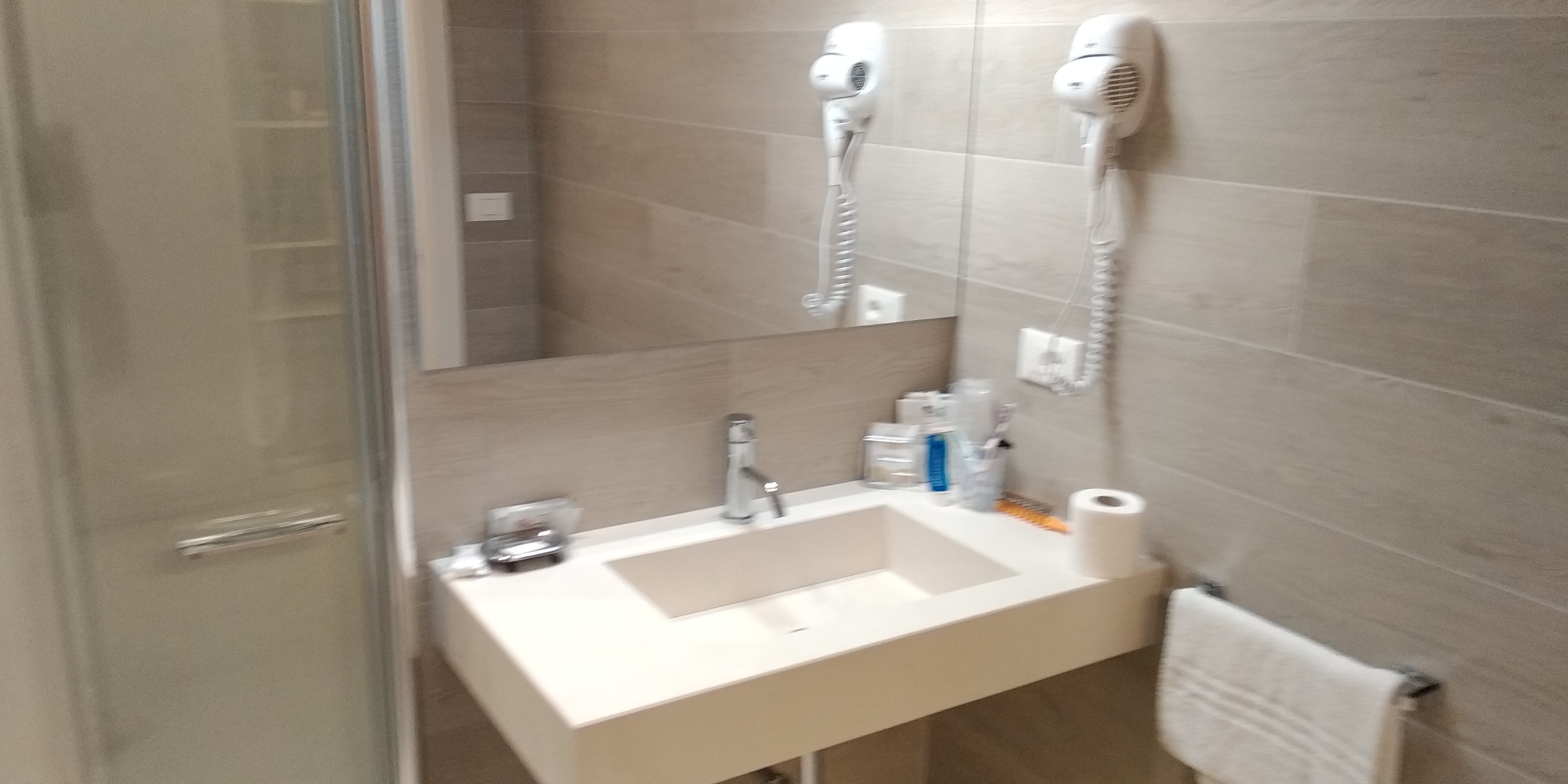 Grottamare Hotel-浴室