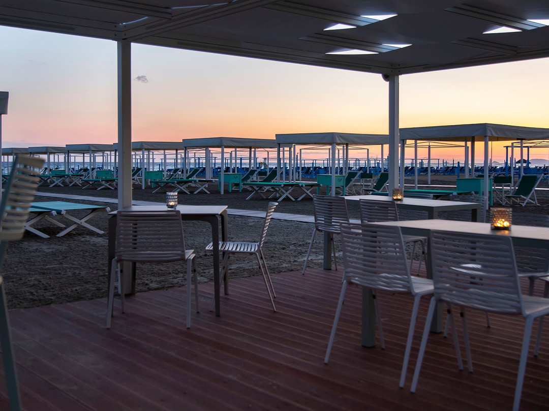 Bagno Ristorante Marechiaro-福尔泰德伊马尔米必去景点