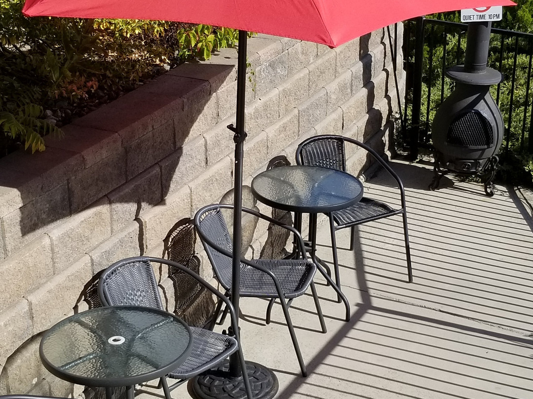 Lakeview Motel & Suites主图