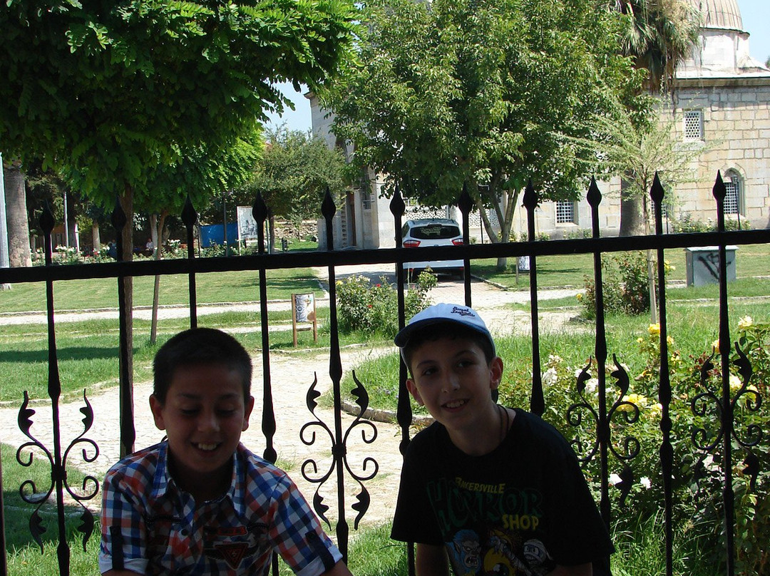 Seyh Kutbuddin Camii Ve Turbesi-Iznik必去景点