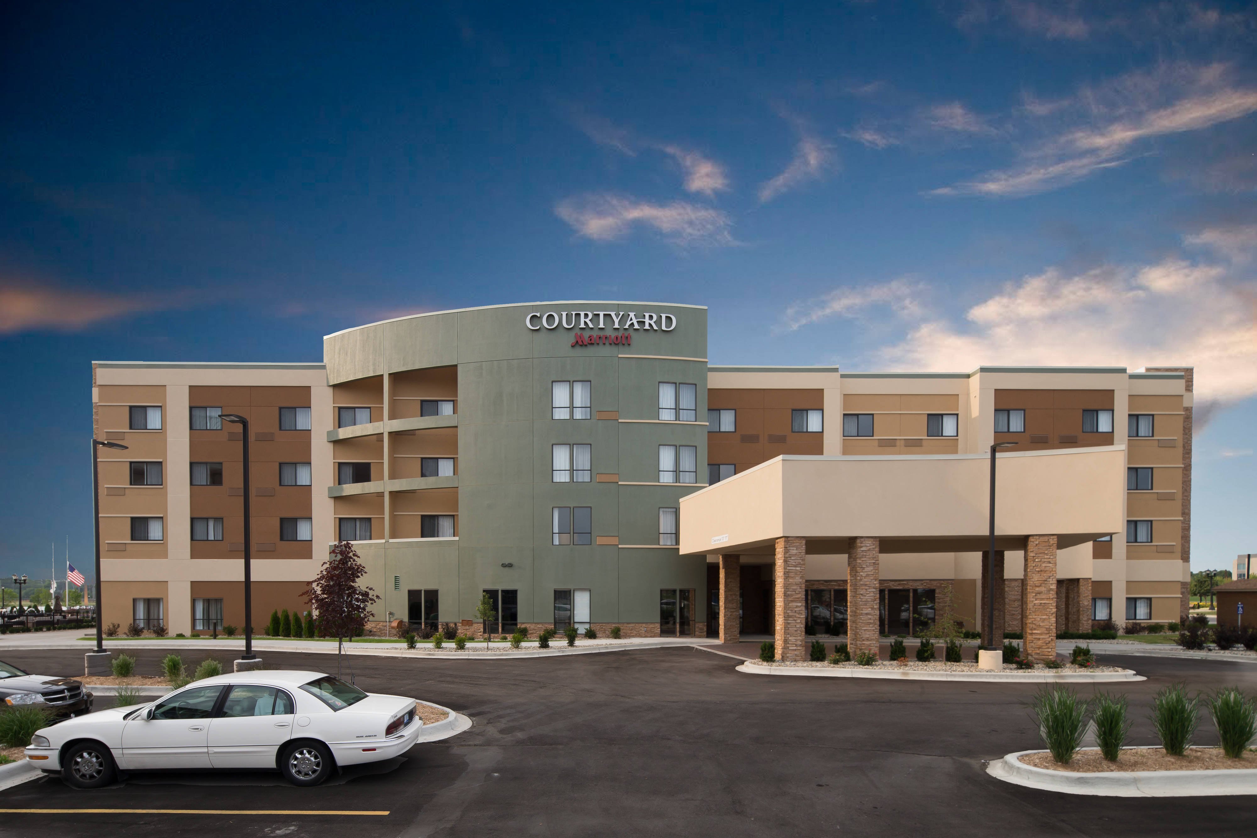 Courtyard Bay City-官方