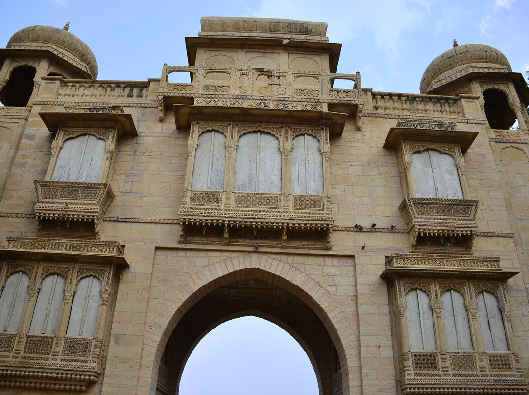 Tilon Ki Pol-杰伊瑟尔梅尔必去景点