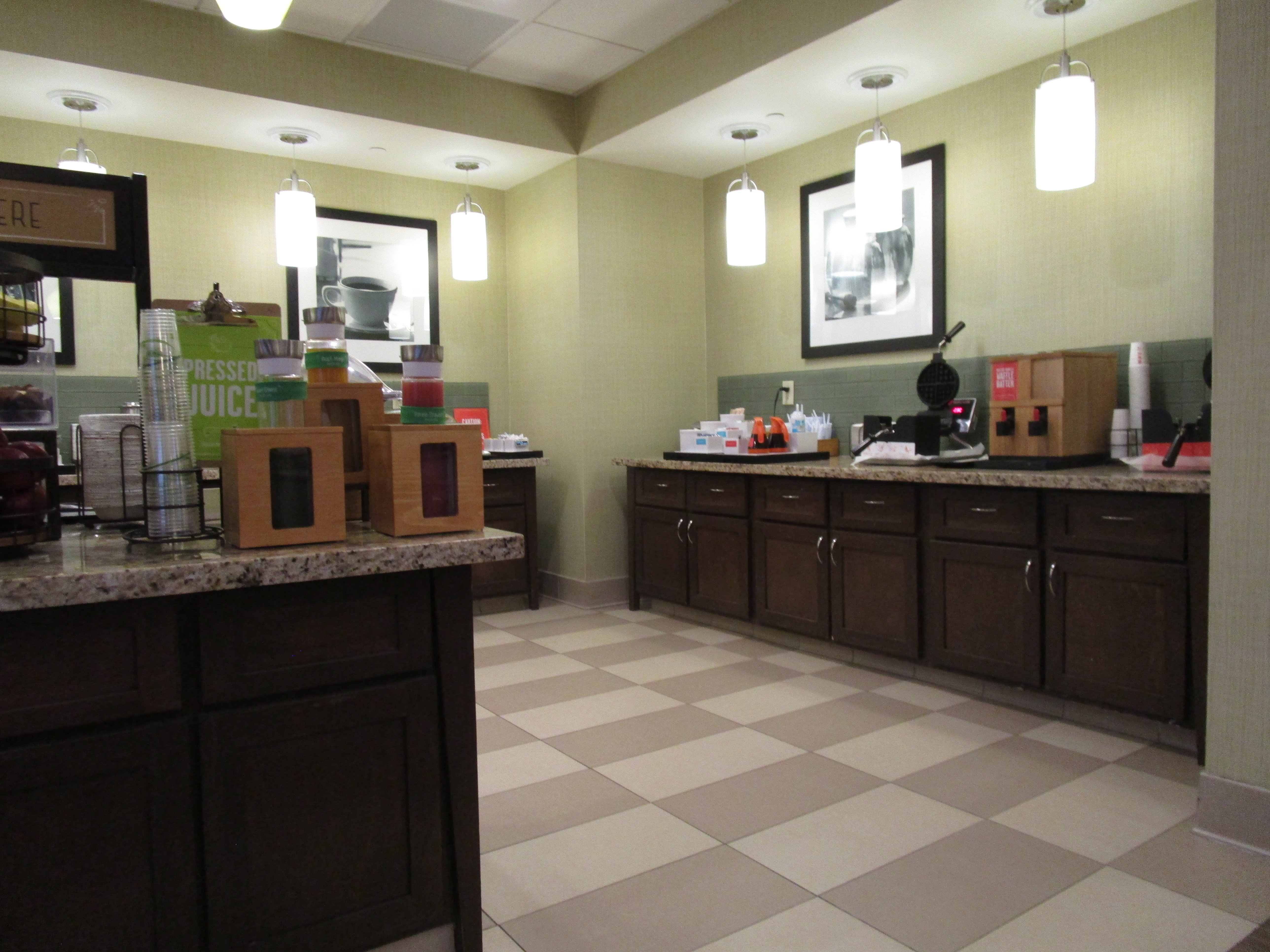 Hampton Inn & Suites Blythe-餐饮