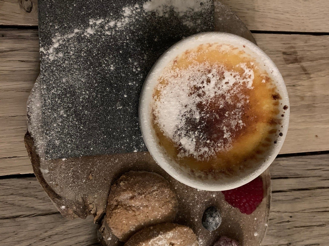 The White Hart Hotel主图