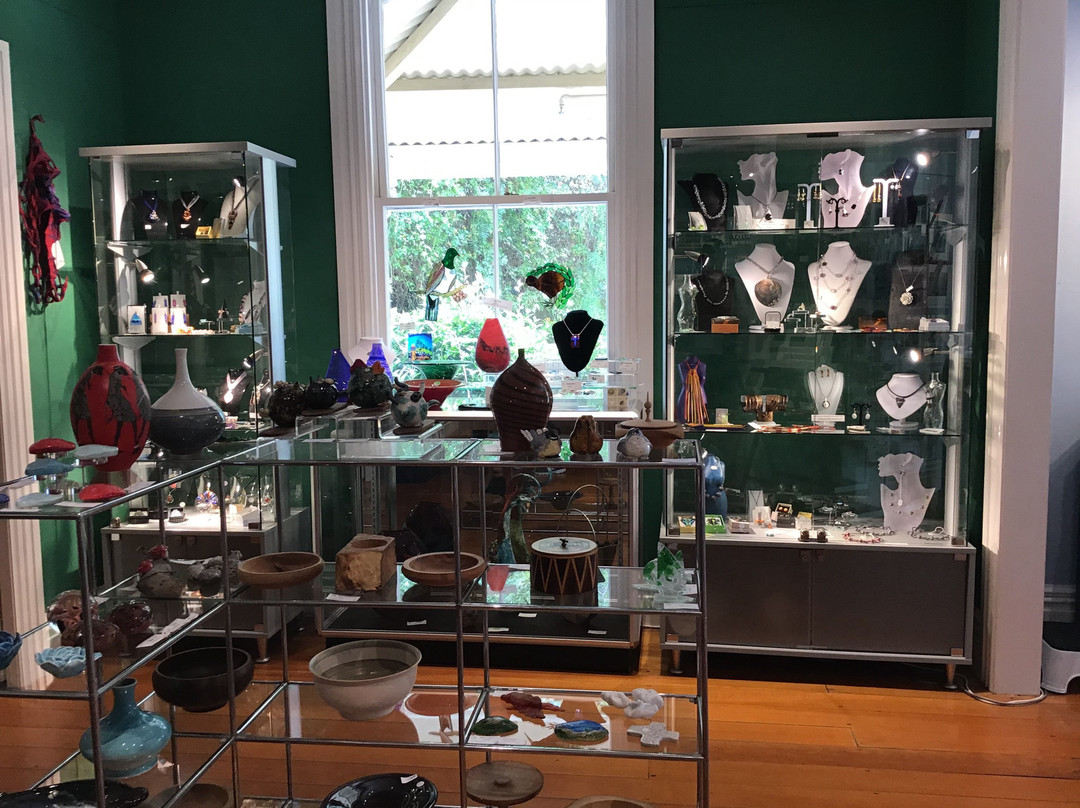 Reyburn House Art Gallery景点图片