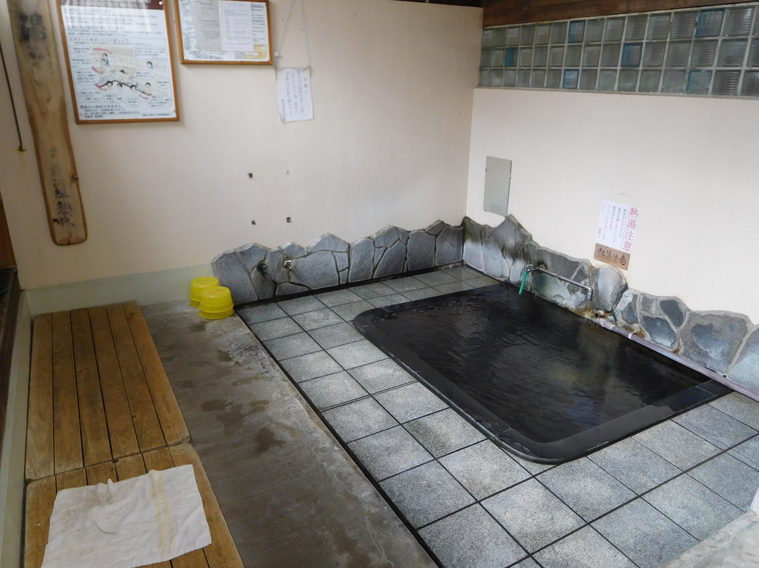 Nozawa Onsen Public Baths (soto-yu)-野泽温泉村必去景点