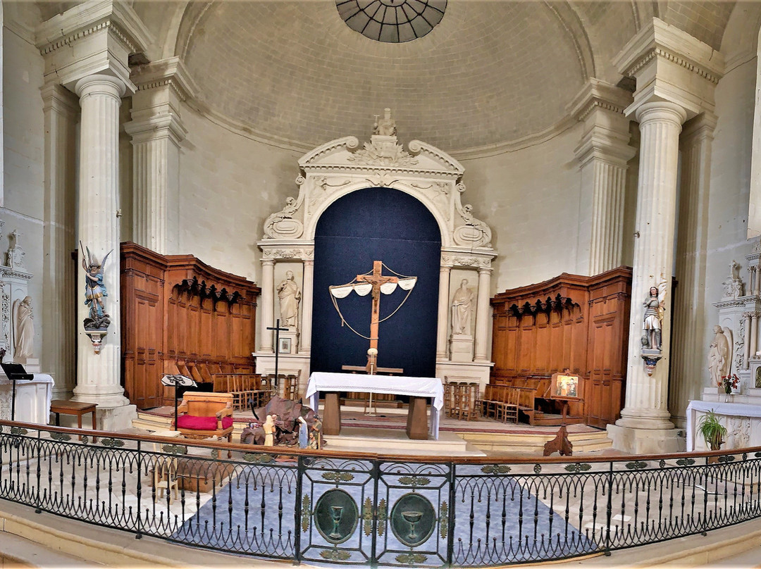 Église Saint-Clément de Saint-Clément-des-Levées景点图片