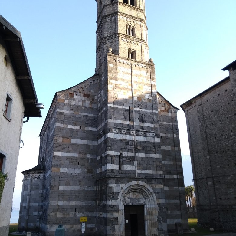 Chiesa Santa Maria del Tiglio-格拉韦多纳必去景点