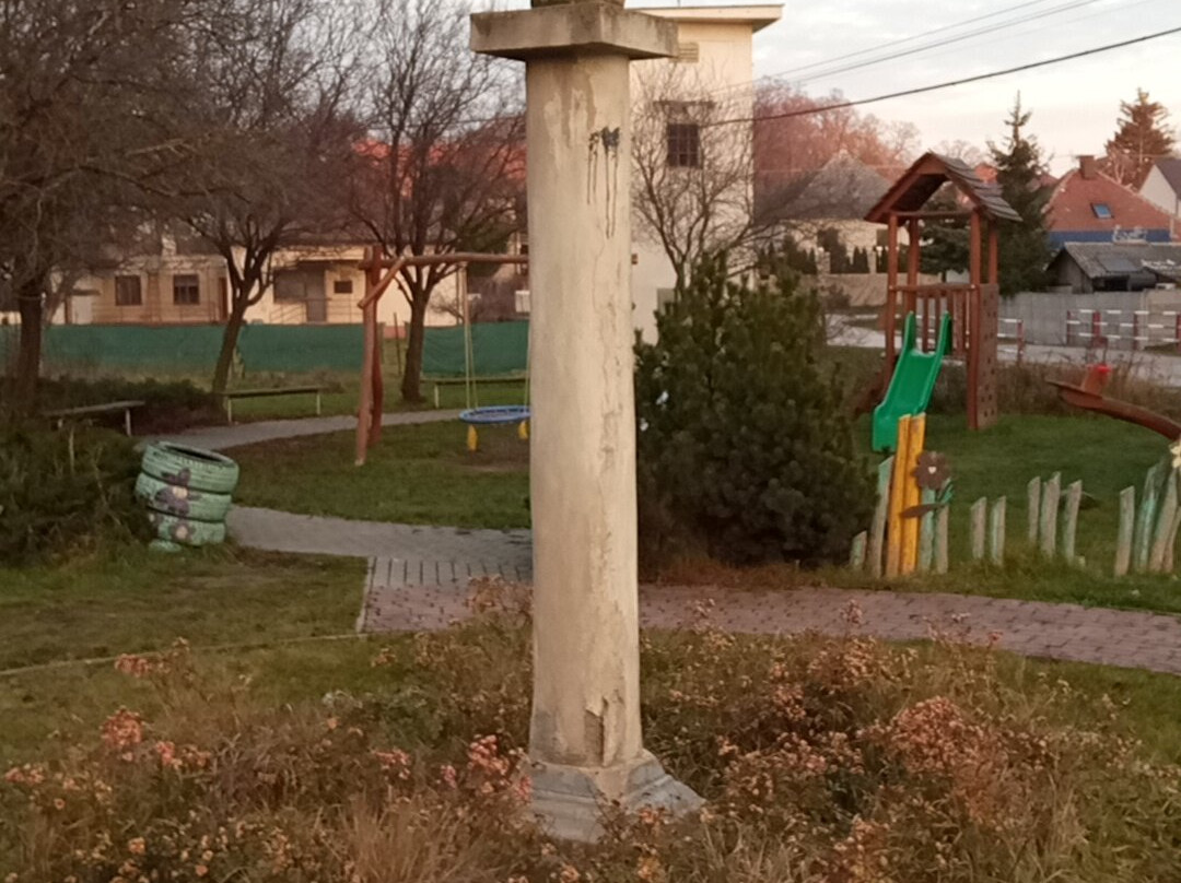 Statue St. Florian (sv. Florián)-Cabaj必去景点