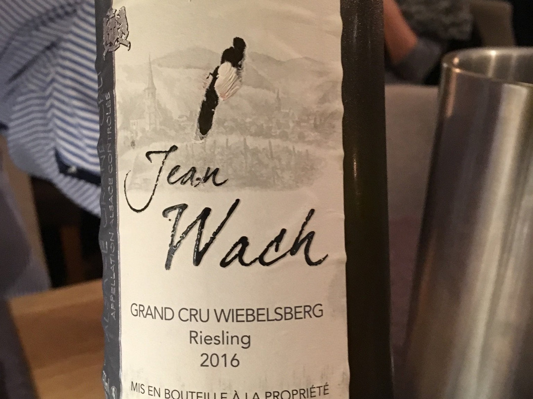 Jean Wach景点图片
