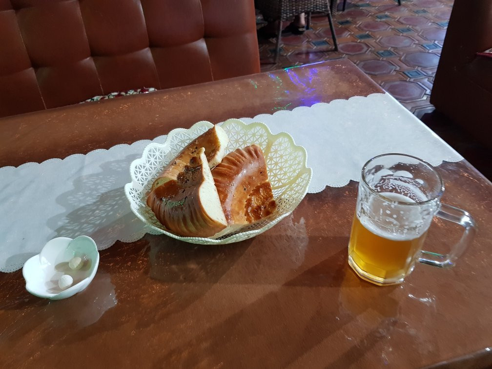 塔吉克斯坦餐馆和美食-Restaurant Adibon