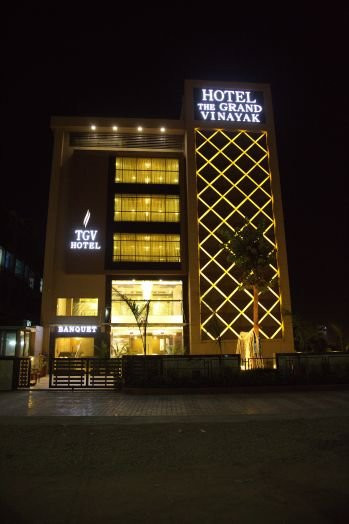 The Grand Vinayak Hotel主图