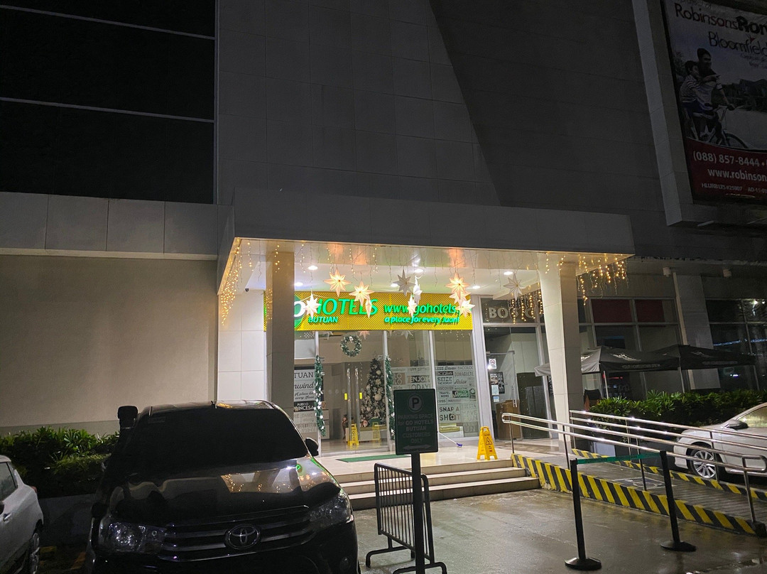 曼达卢永酒店主图