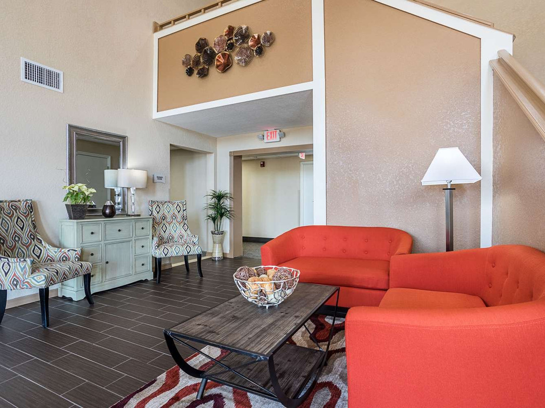 Quality Inn & Suites Heritage Park主图