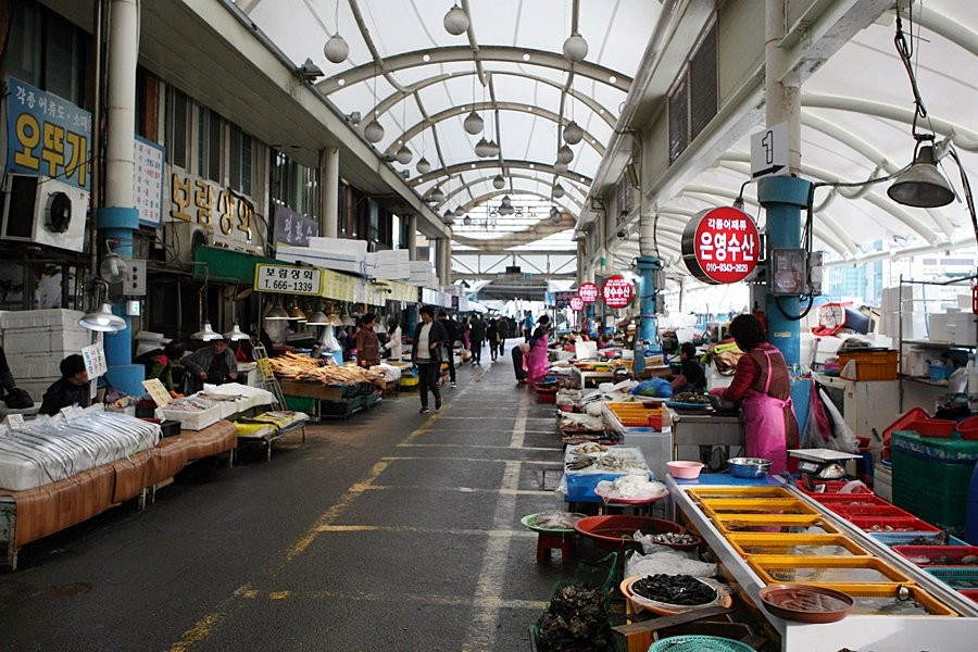 Yeosu Gyodong Market-丽水市必去景点