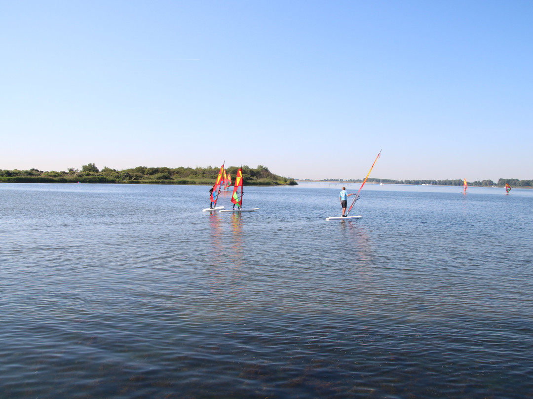 Surfschool Veerse Dam景点图片