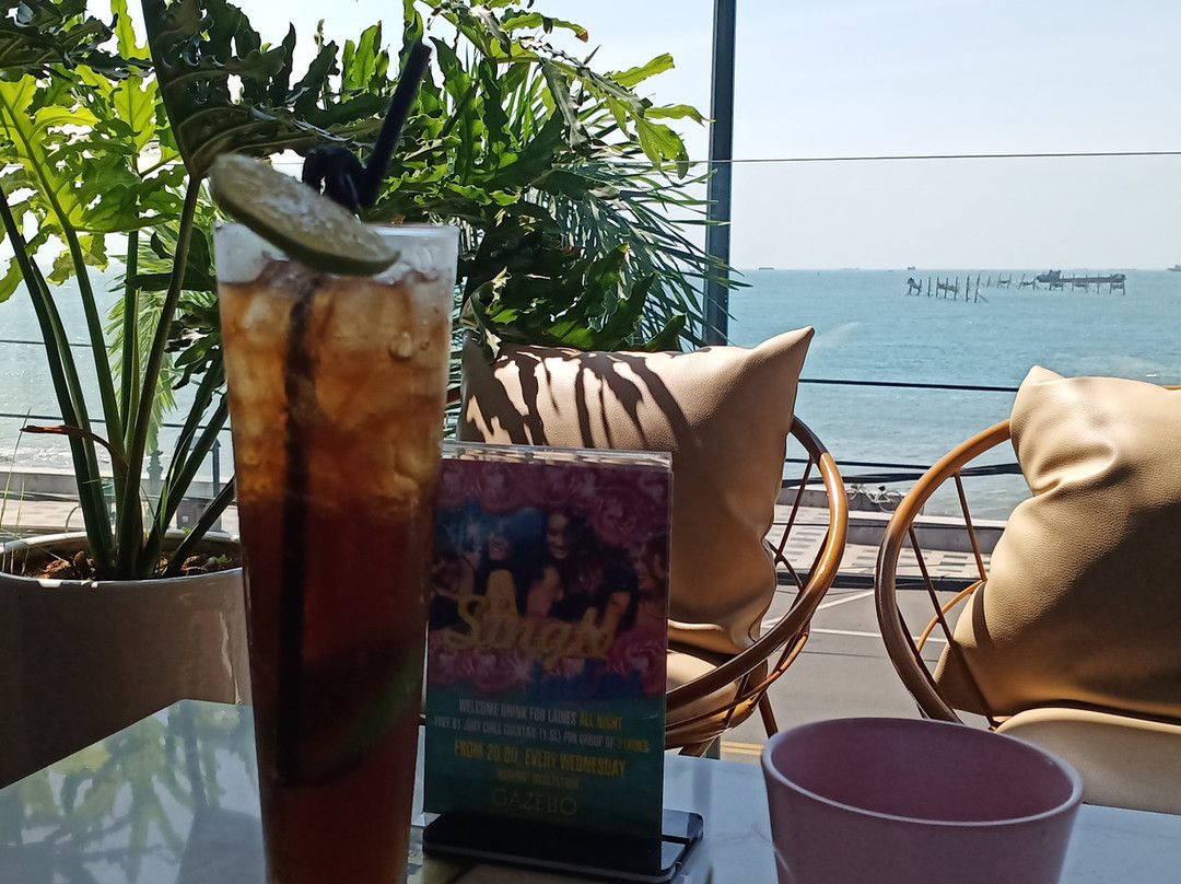 Gazebo Beach Front Lounge & Cafe-头顿必去景点