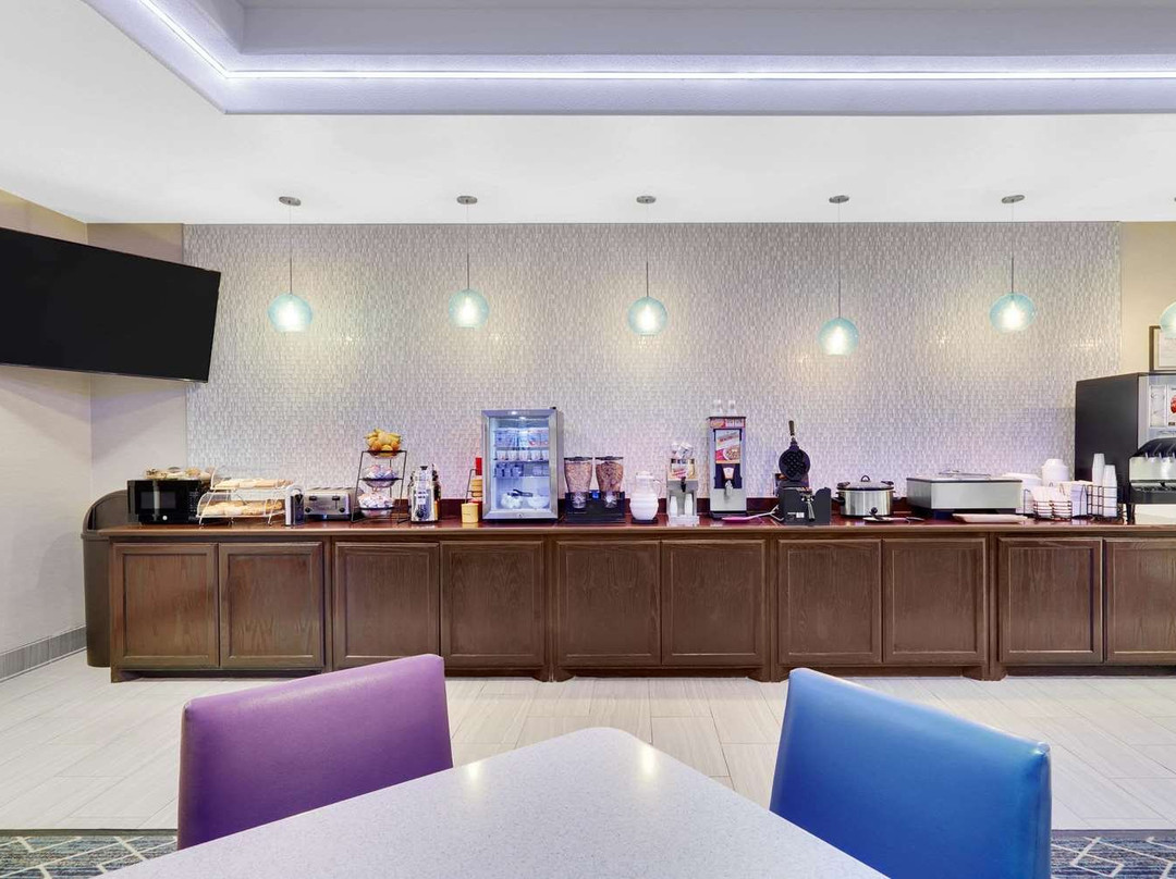 La Quinta Inn & Suites by Wyndham Big Spring主图