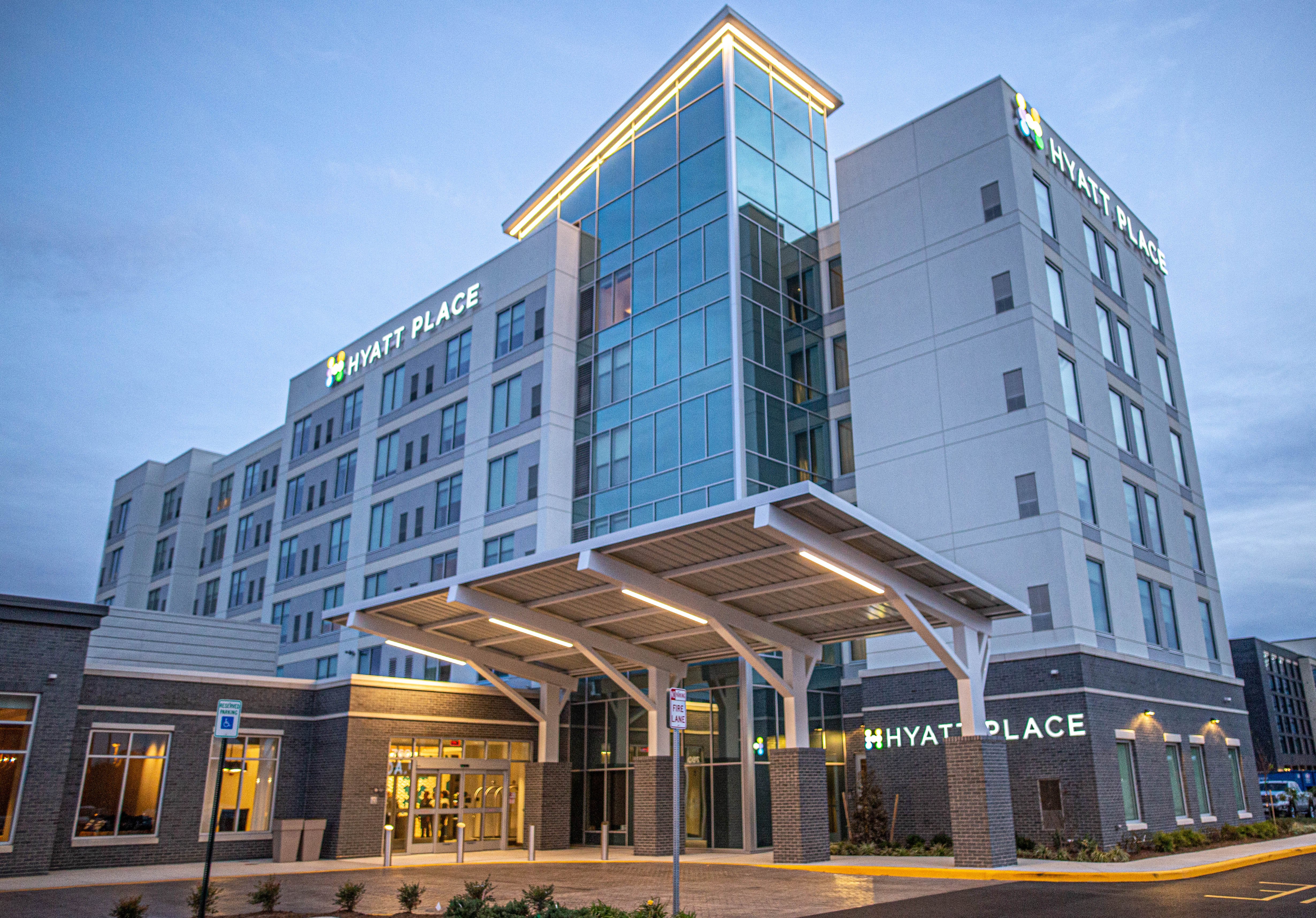 Hyatt Place Wilmington Riverfront-浴室