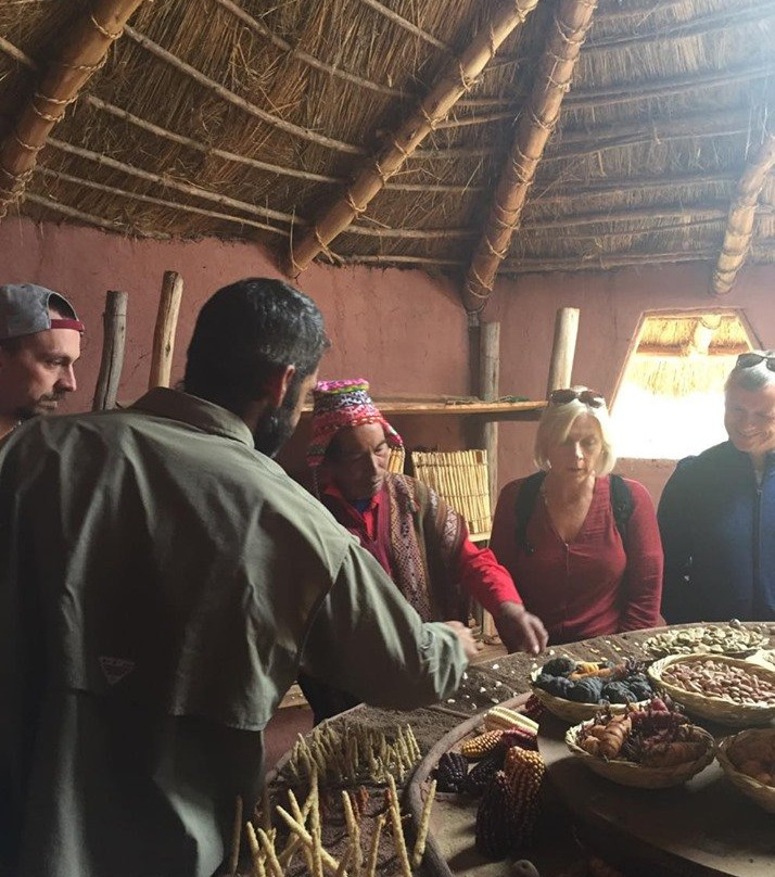 La Base Lamay-Lamay必去景点