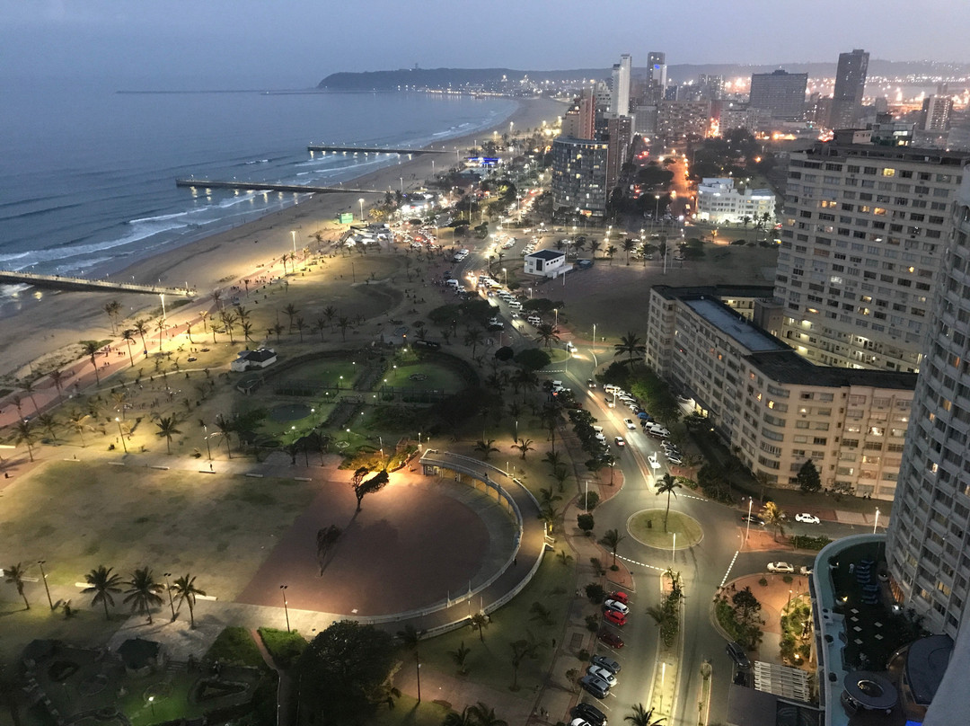 俄朗格尼南方太阳酒店主图