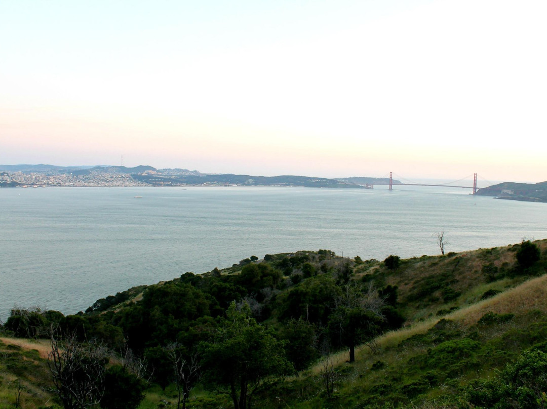 Mt. Livermore景点图片