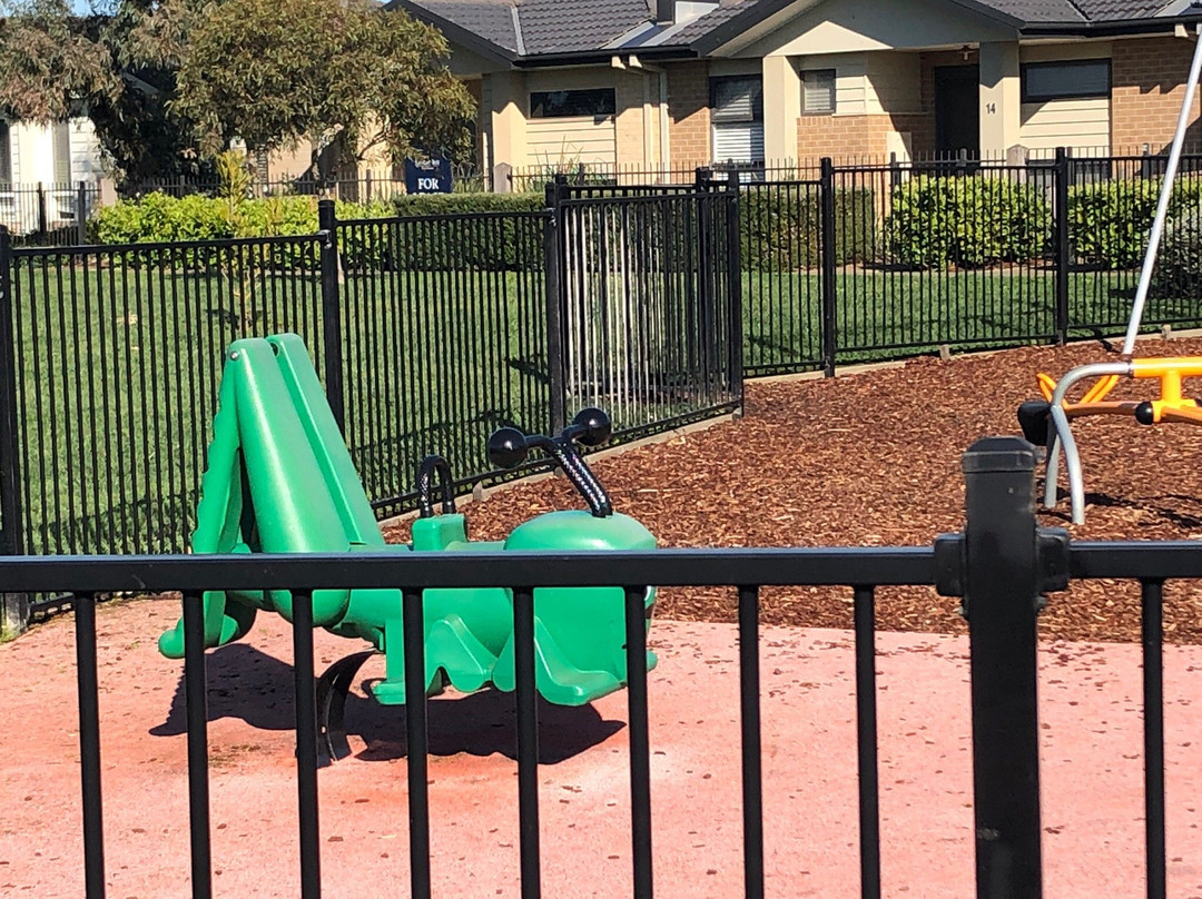 Sandhurst Playground景点图片