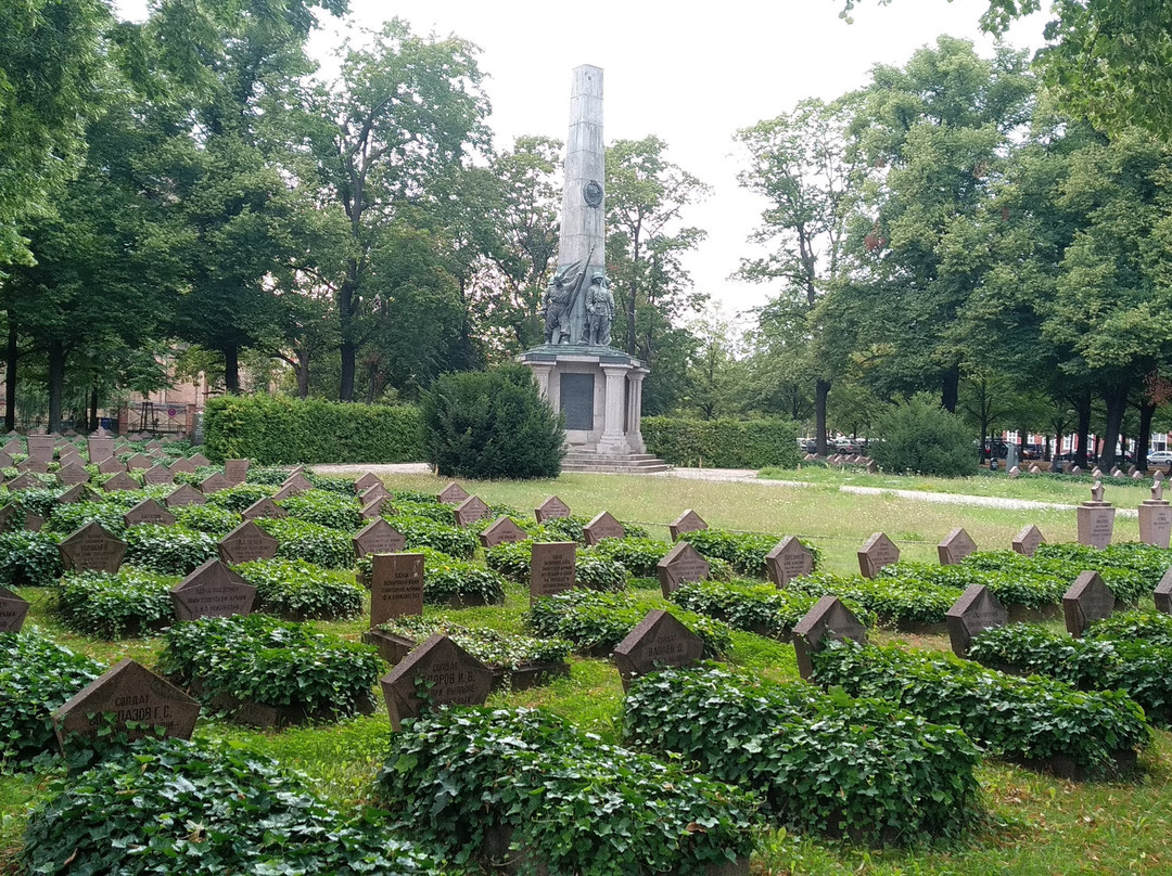 The Soviet War Memorial-波茨坦必去景点
