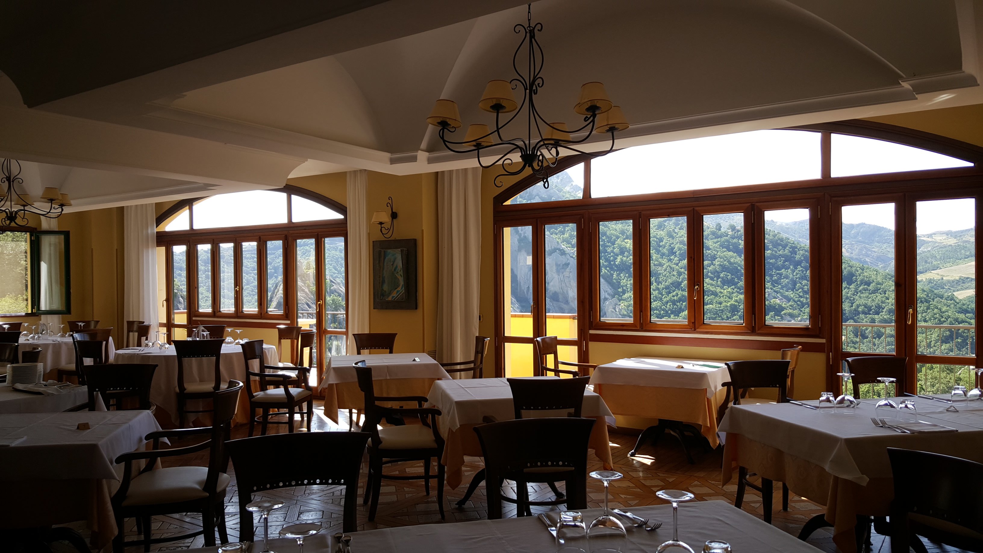 Albergo La Locanda di Castromediano-餐饮