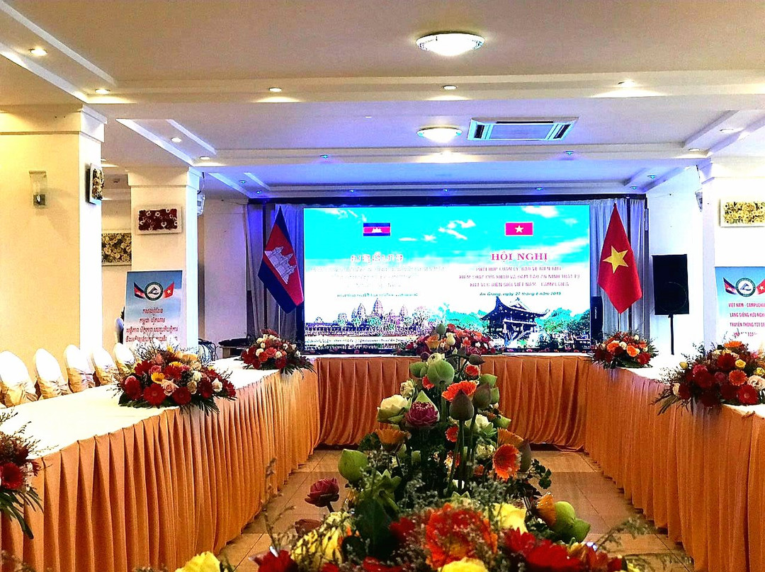 洲河粉酒店主图