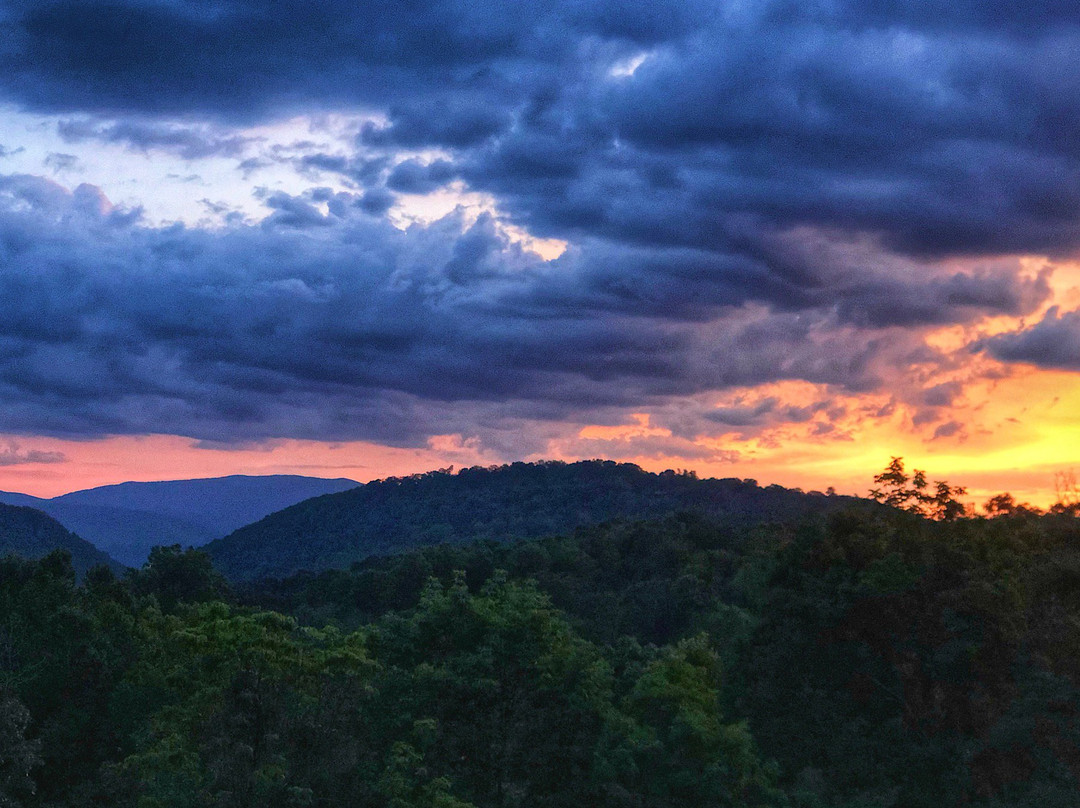 Guesthouse Lost River主图