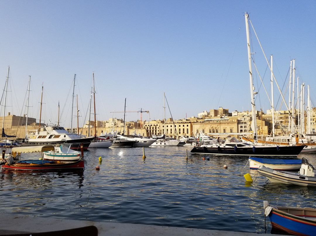 森格莱阿餐馆和美食-D' Breeze