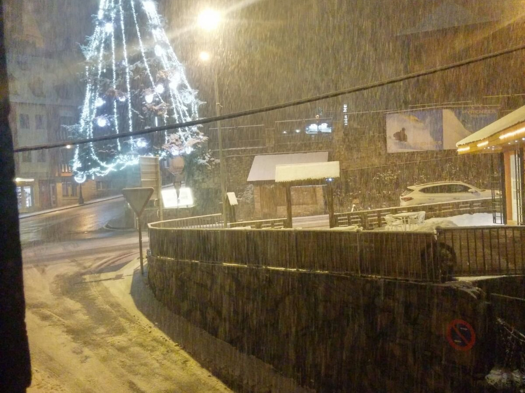 科洛梅尔斯酒店主图