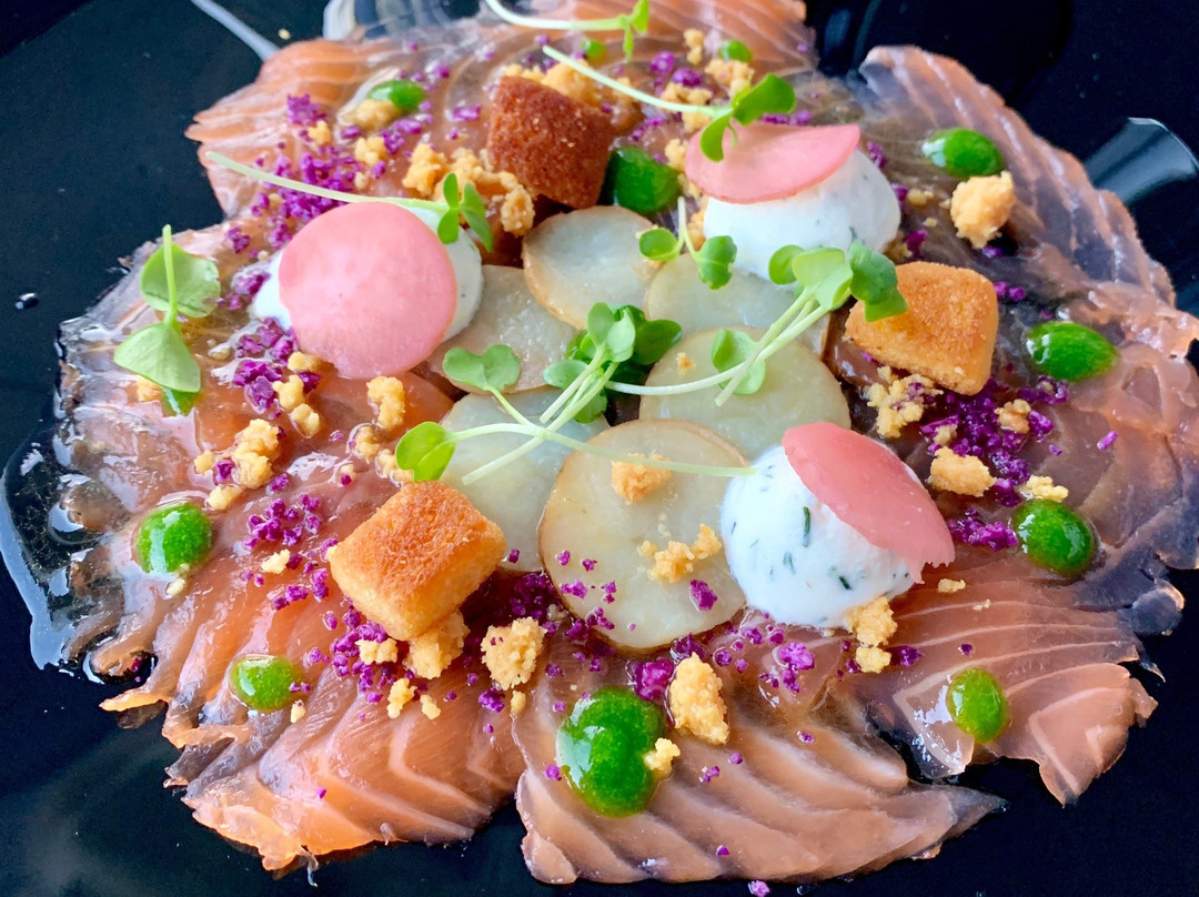 Le Pavillon Bleu主图