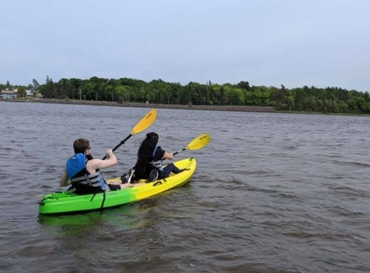 Shediac Paddle Shop景点图片