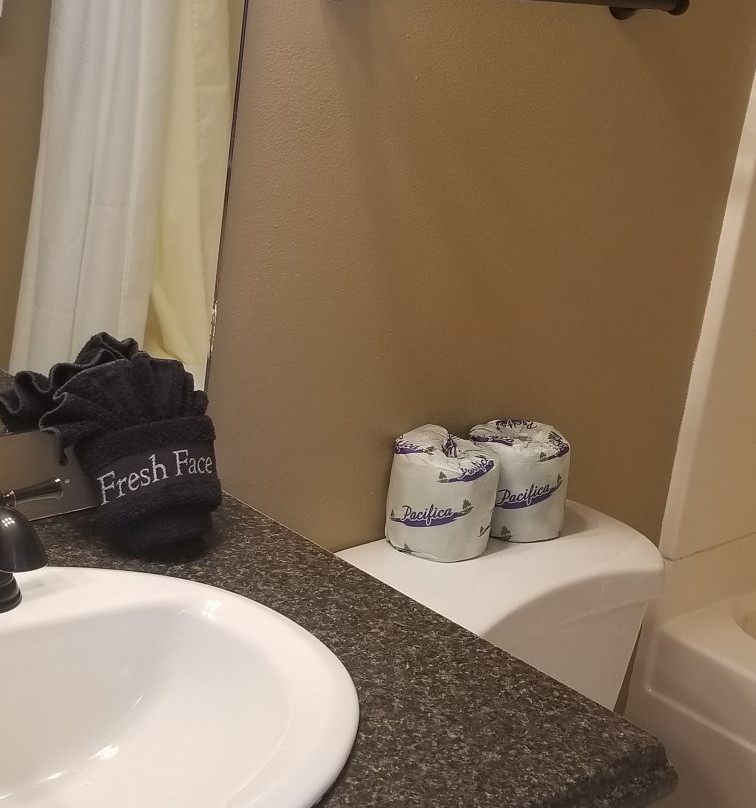 The Grand Hotel Big Timber主图