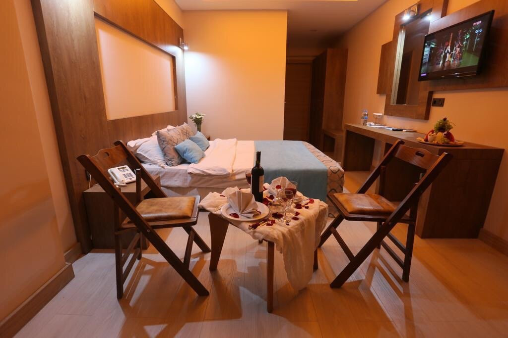 Elazığ Mavigöl Otel主图