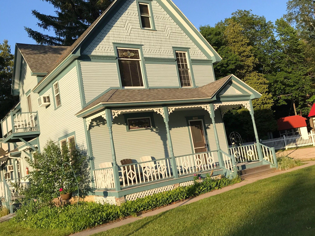 The Harbor Light Inn主图