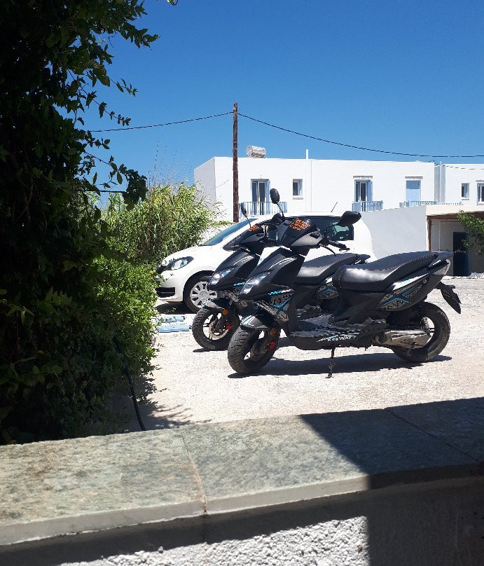 Nicki motors - Motorbike Rentals-米洛斯岛必去景点