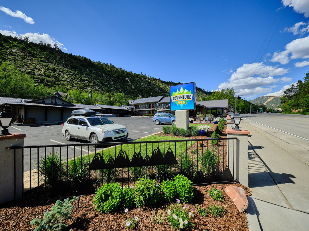 Adventure Inn Durango主图