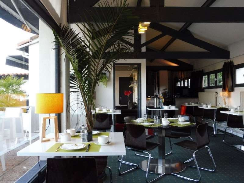 奥卡布酒店主图