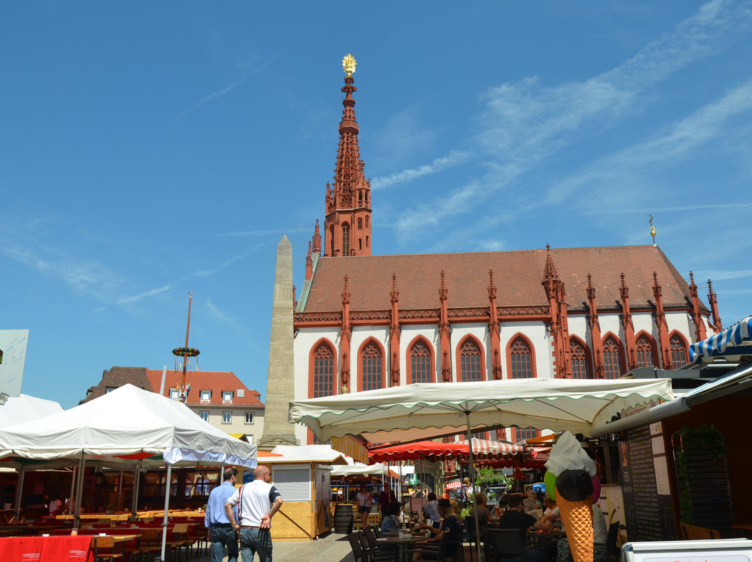 Wochenmarkt-维尔茨堡必去景点