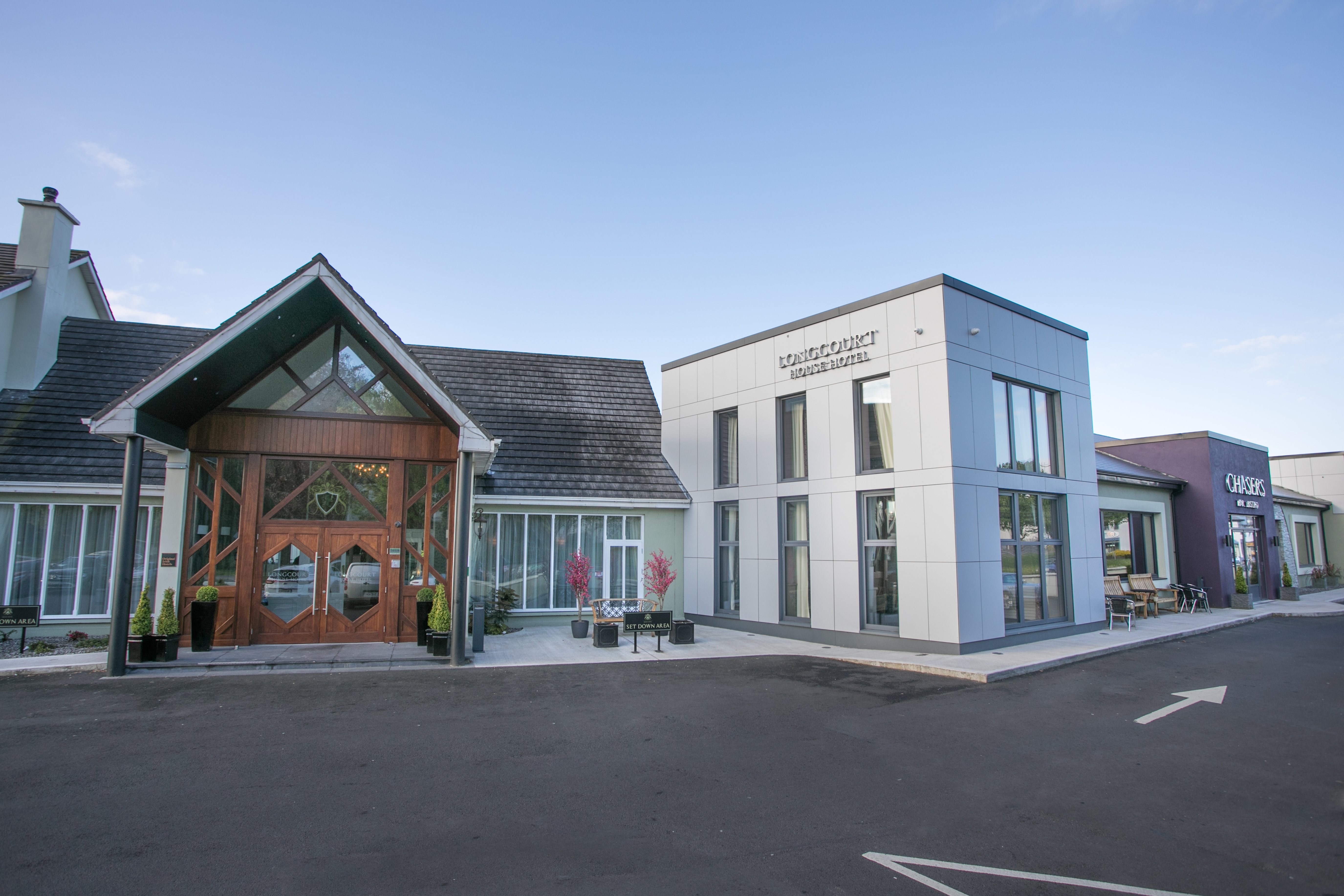 Longcourt House Hotel-官方