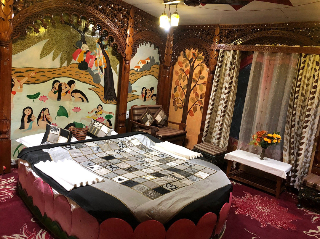 Houseboat 1002 Nights主图