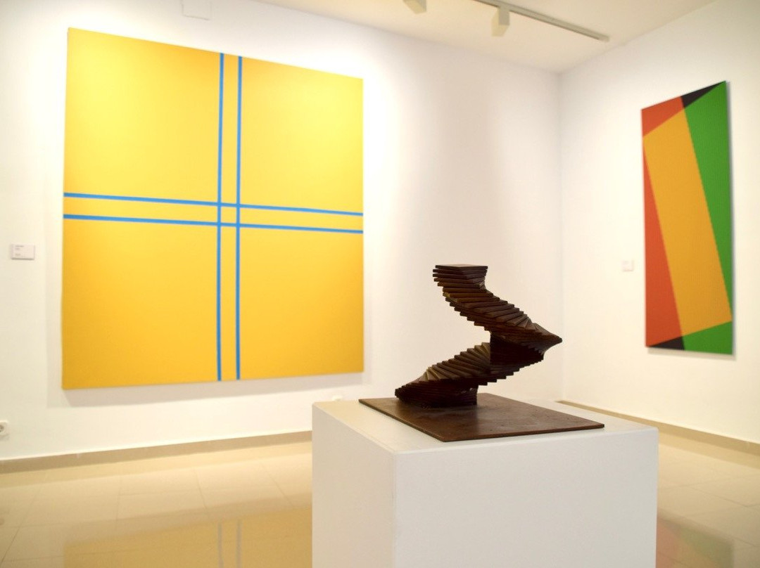 Fundacio Stampfli-锡切斯必去景点