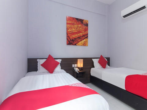 斯里林茂酒店主图